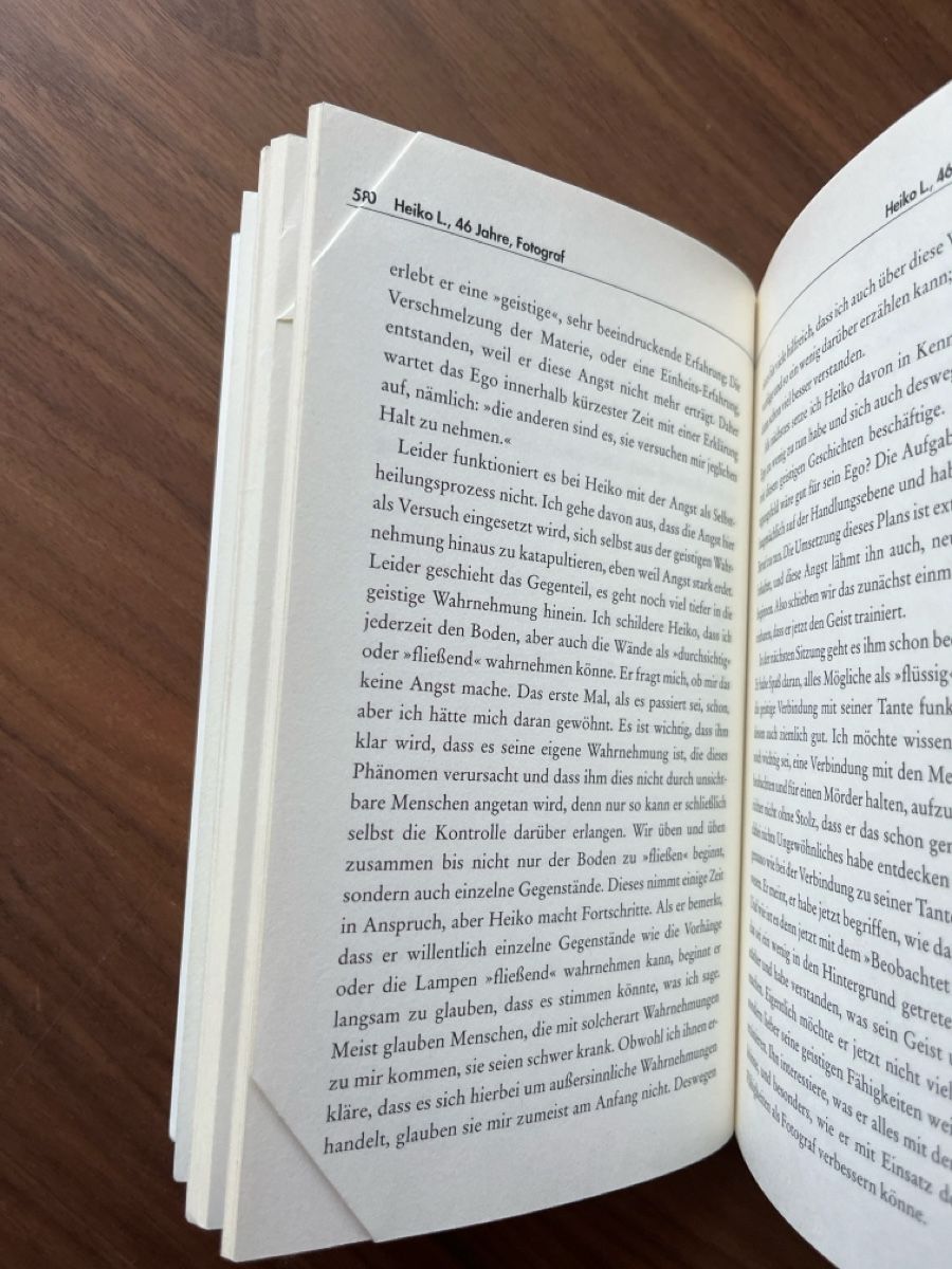 Libri: Anouk Claes: Durchsichtig – Usato da Kloten venduto da Mianan88 2