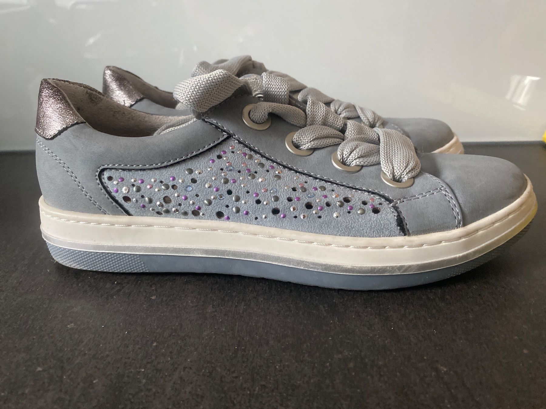 Damenschuhe: GOSOFT Schuhe/Halbschuhe GR.36 LEDER hellblau/grau/silber – Gebraucht aus Frauenfeld von Boldi46