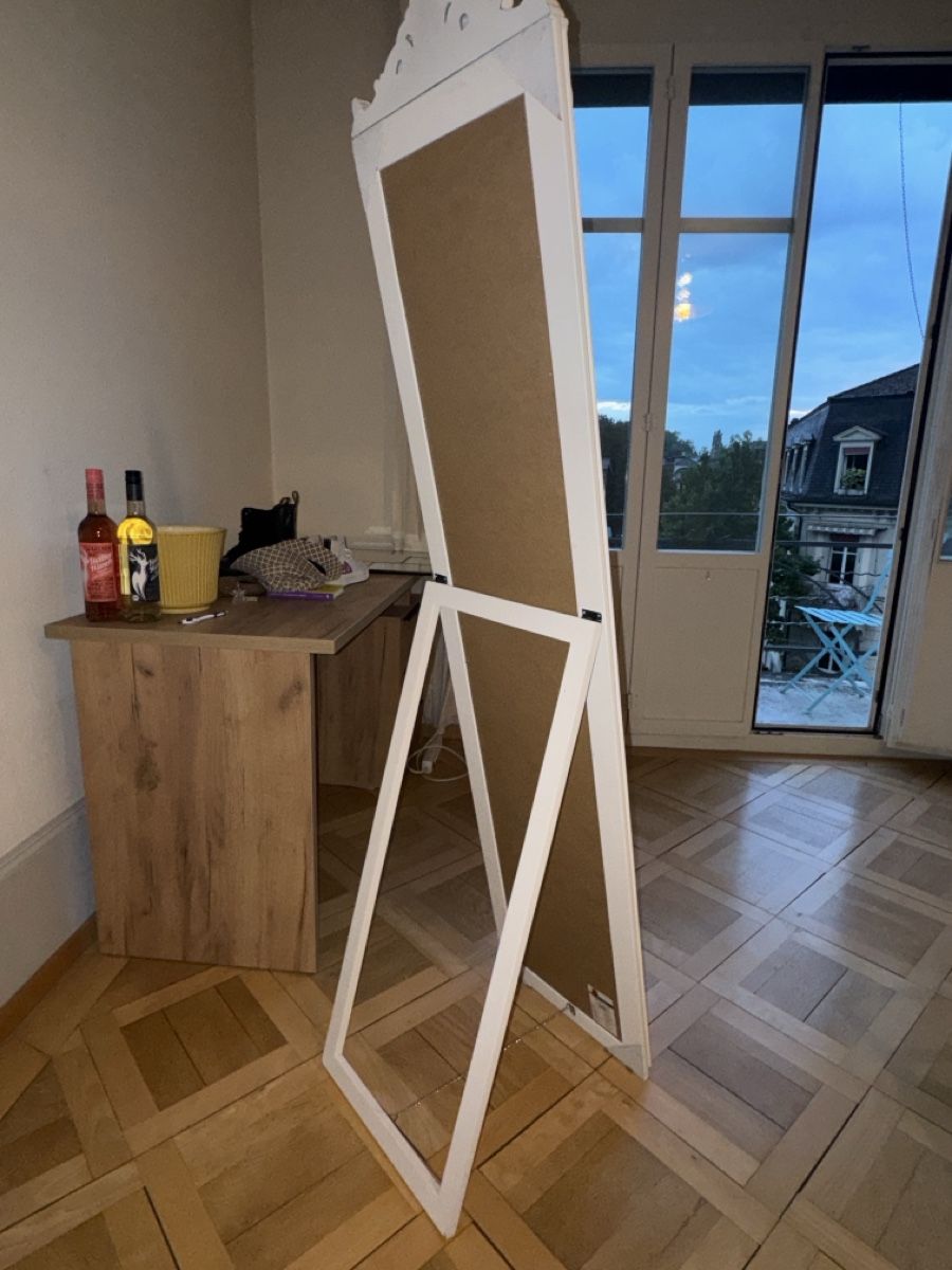 Specchi: Standing Mirror white ornate frame floor mirror used – Usato da Bern venduto da selina_gina 3