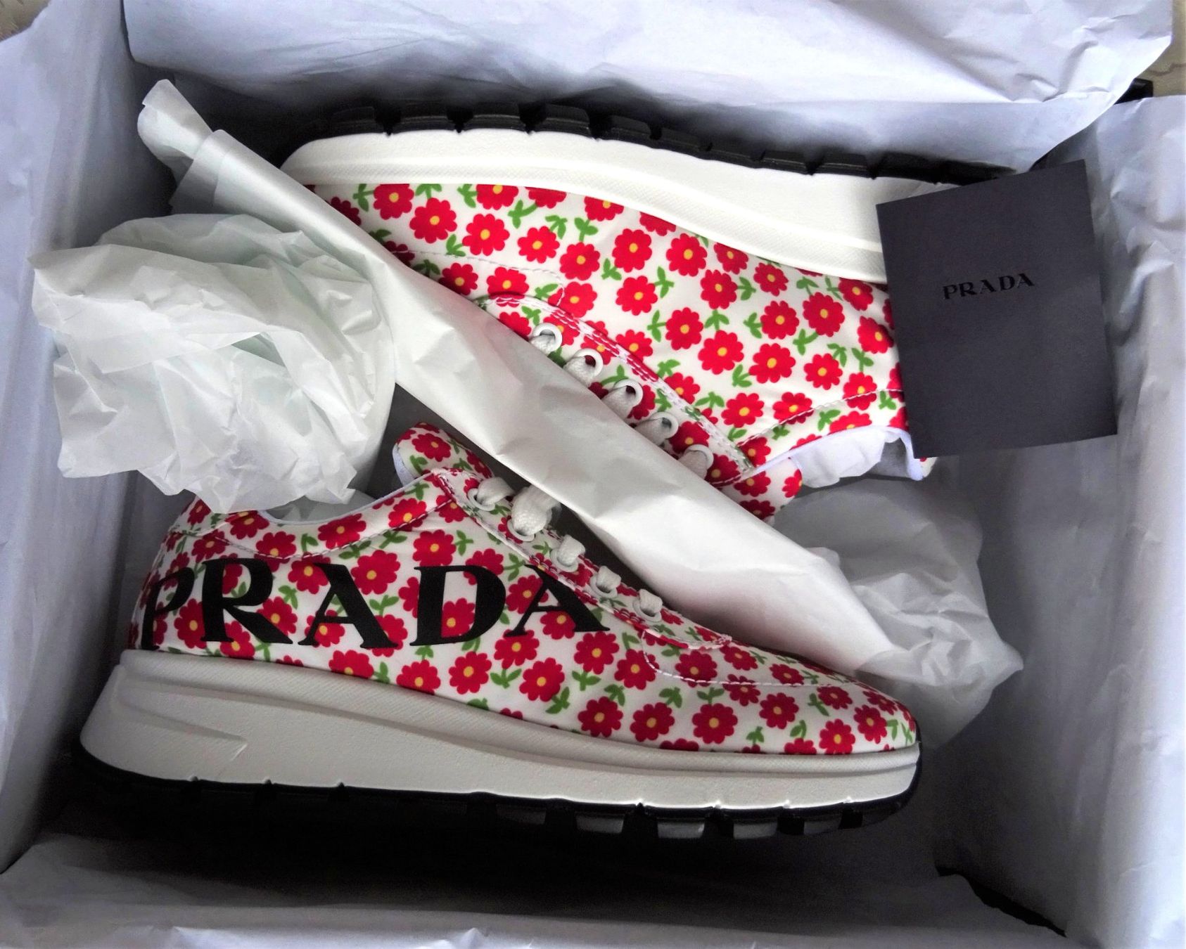 Prada Scarpe da donna: PRADA Originali e Nuovi! Sneakers n. 36 e 36,5 – Nuovo e nell'imballaggio originale da Cadempino venduto da vis_lpp9 7