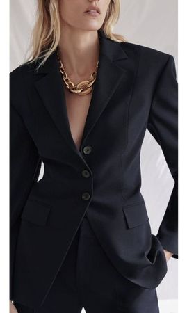Neu und ungetragen, Zara Blazer marineblau