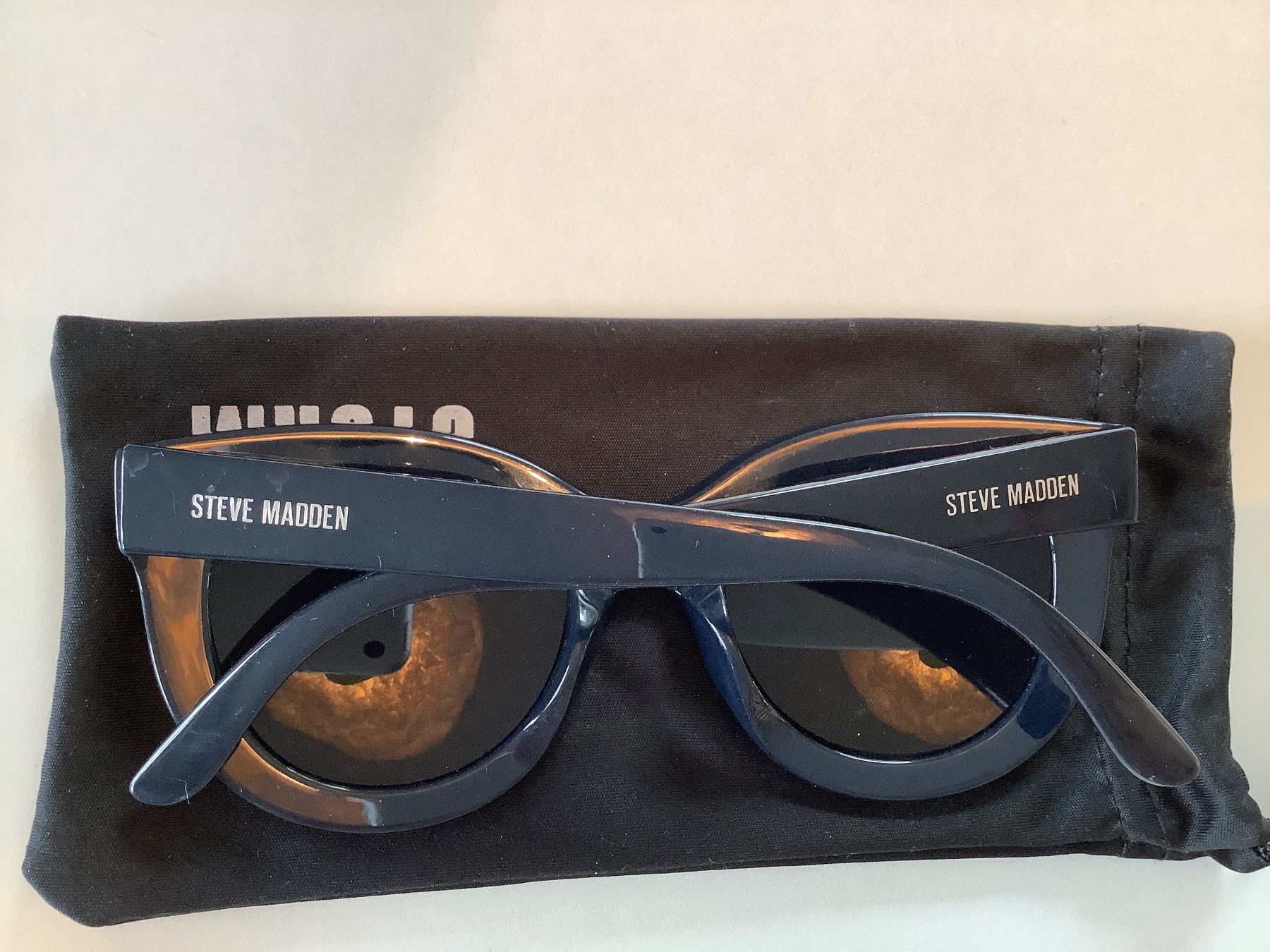 Occhiali & Lenti: Sonnenbrille von Steve Madden – Usato da Triesen venduto da boston7 2