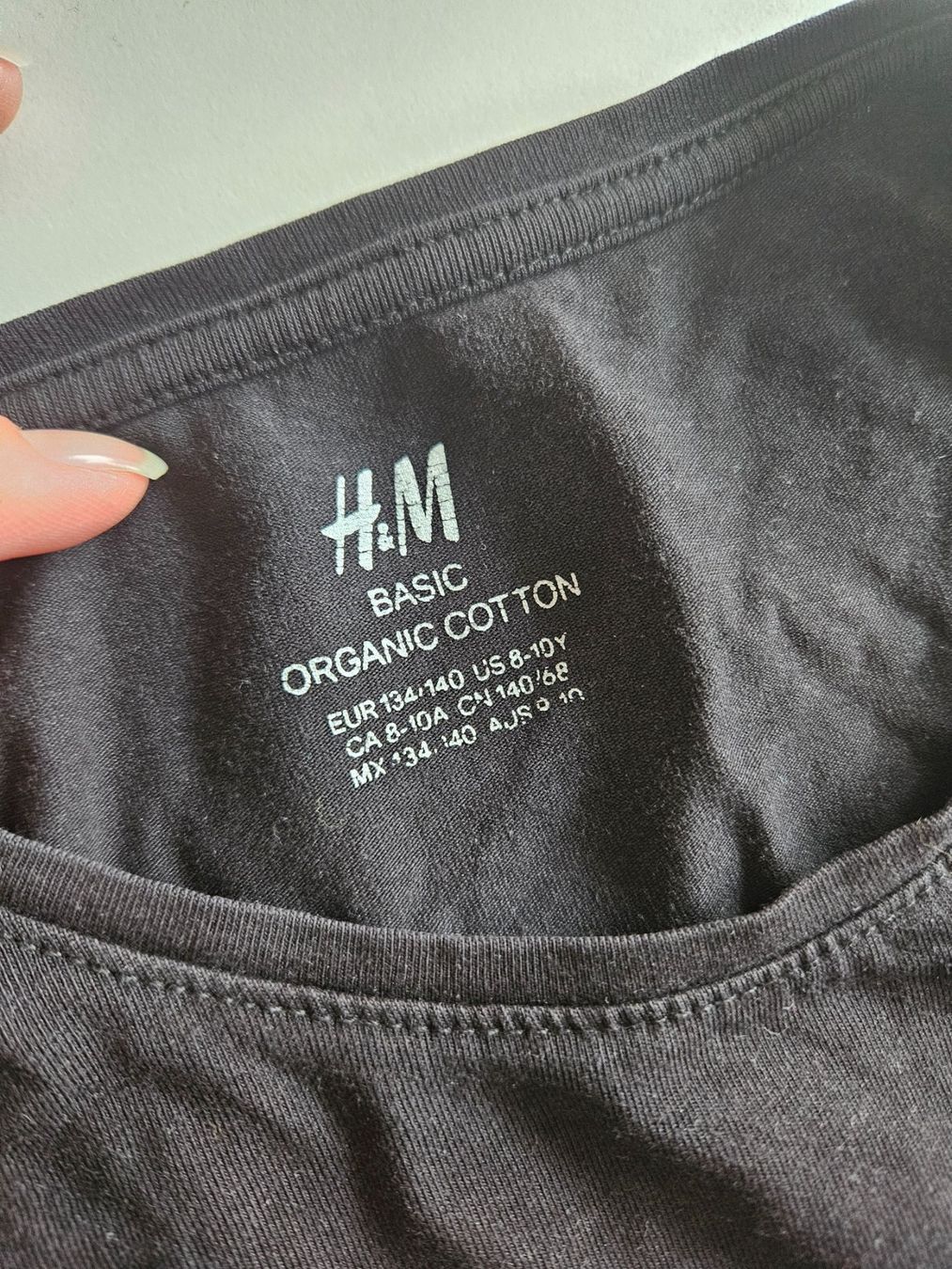 H&M Camicette, T-shirt & Top: T-Shirt schwarz Gr. 134/140 – Usato da Schaffhausen venduto da sabrina915 3