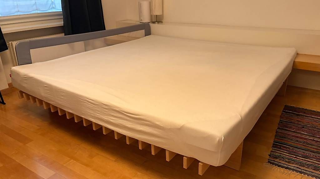 Letti: Tojo Parallel Bett / Bettgestell 200x210 – Usato da Zürich venduto da Colin_M 2