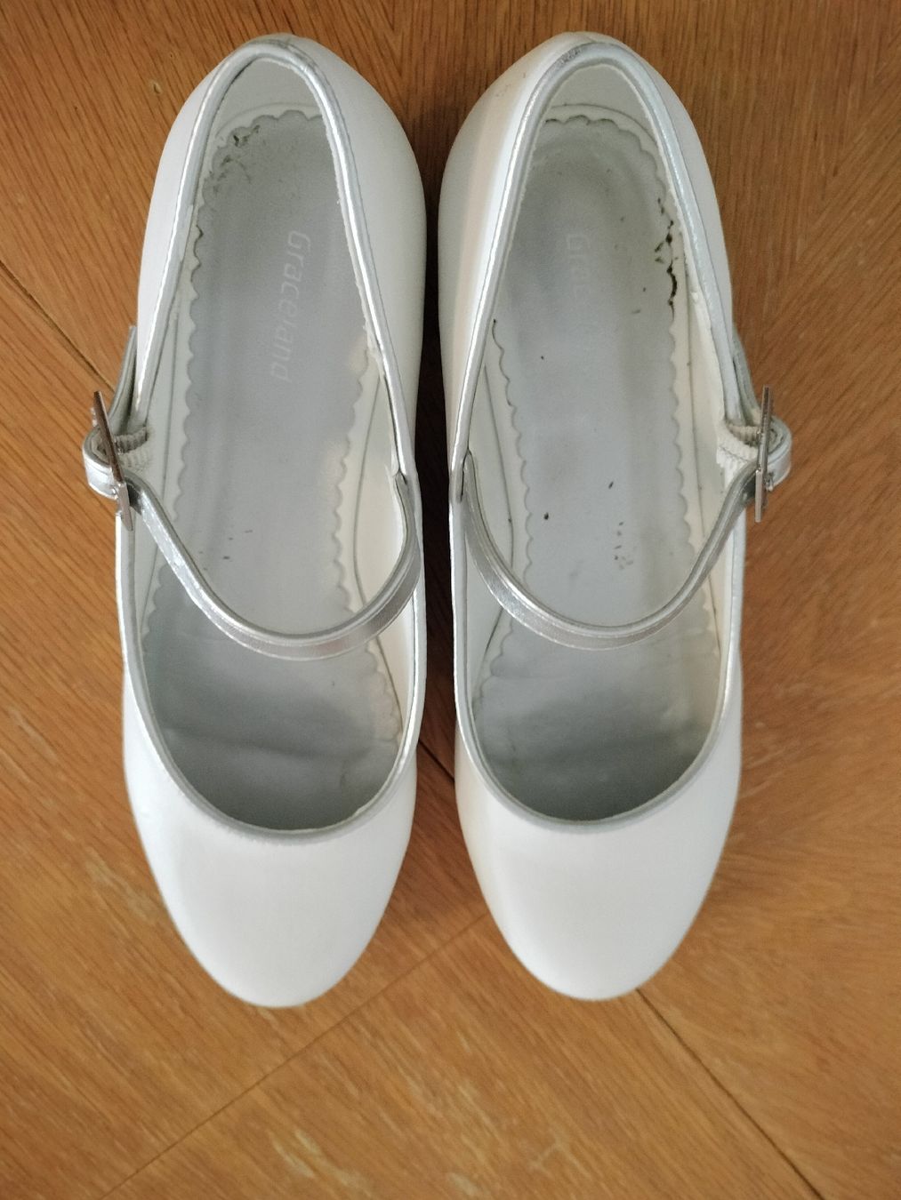 Scarpe per ragazze: Schuhe Größe 35 – Usato da Oftringen venduto da sweden03 3