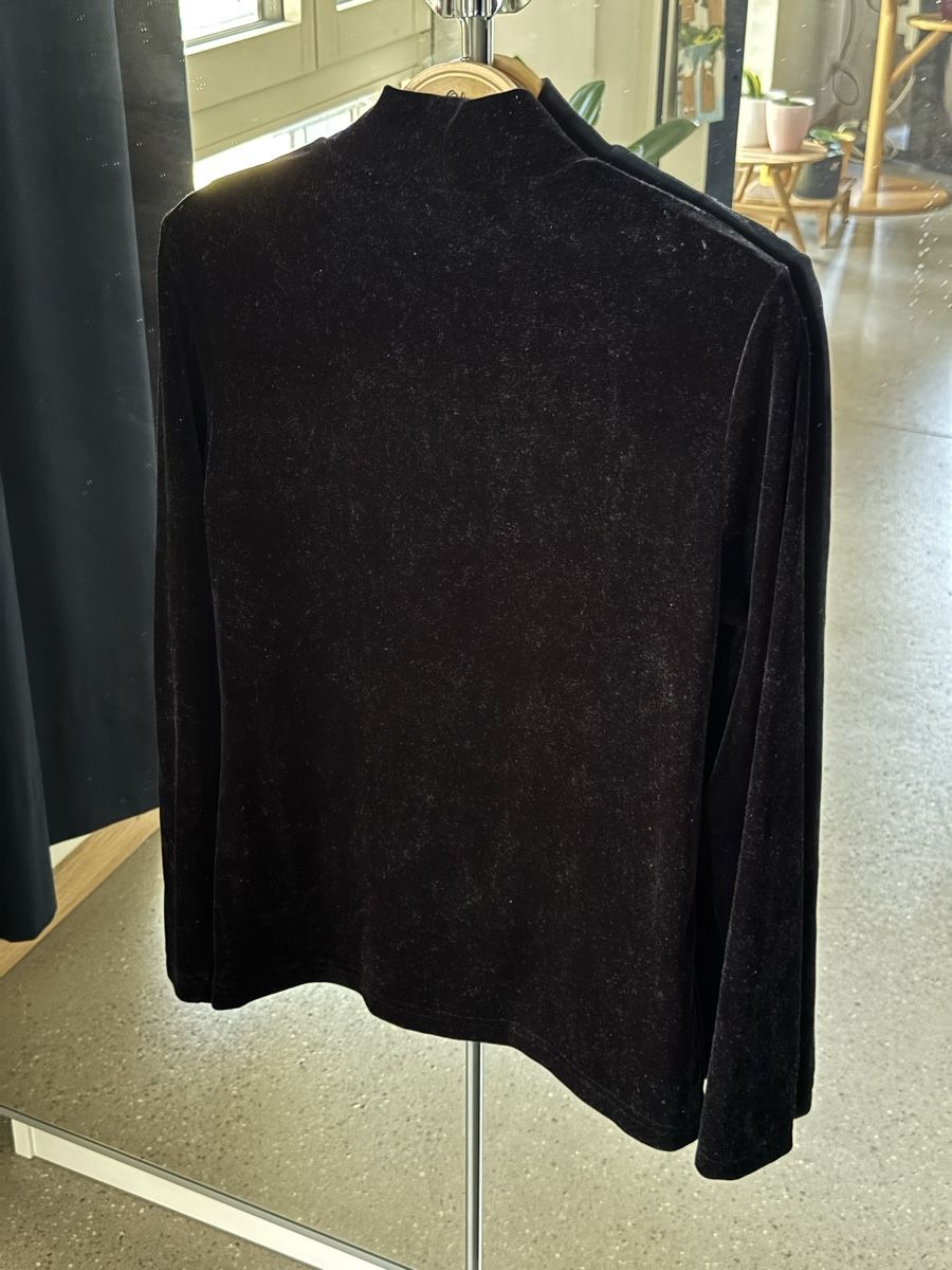 Maglioni & Felpe: Vintage Samt Pullover schwarz Langarm Grösse S /M – Usato da Zürich venduto da Schmusnik 4