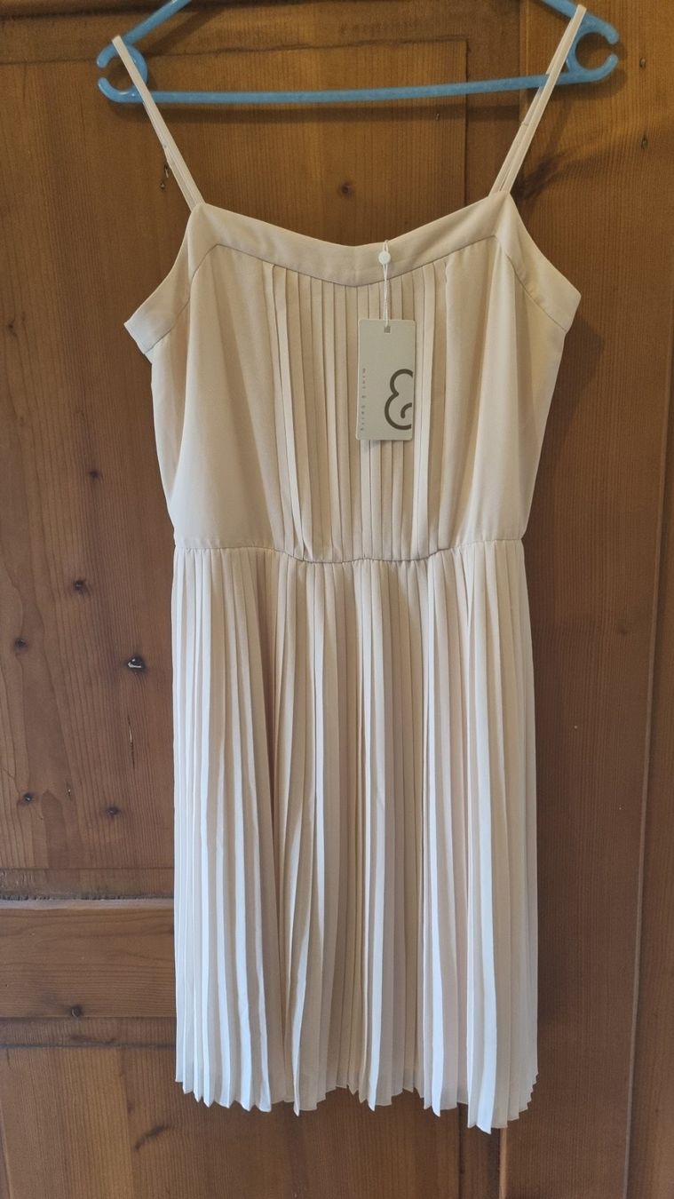 Mint & Berry Vestiti: Kleid Mint&Berry 40 NEU – Nuovo e nell'imballaggio originale da Wohlen AG venduto da stephanieAG 1