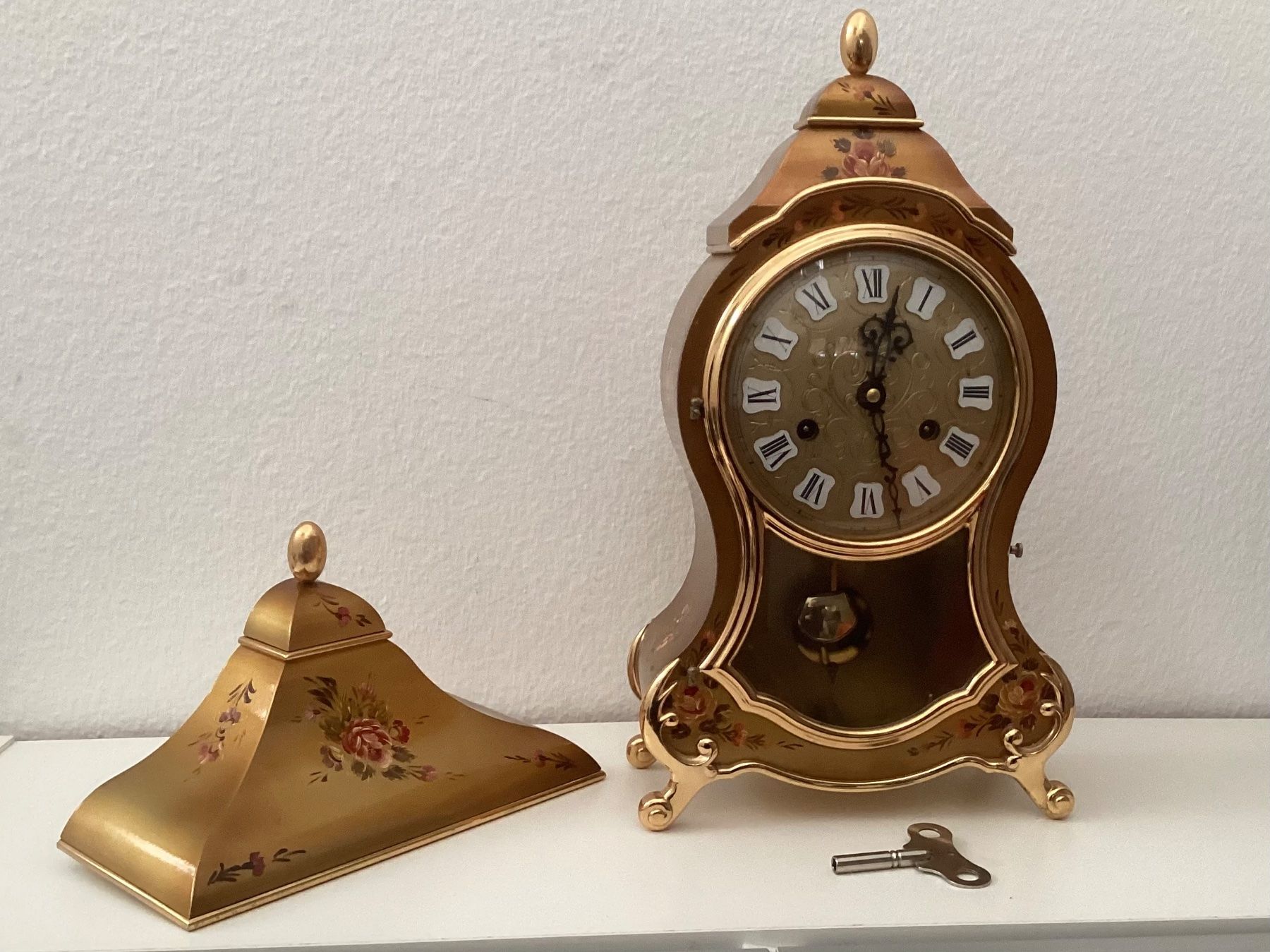 Orologi da terra & Orologi da parete: Neuenburger Pendule mit Sockel – Usato da Emmenbrücke venduto da Spasmo