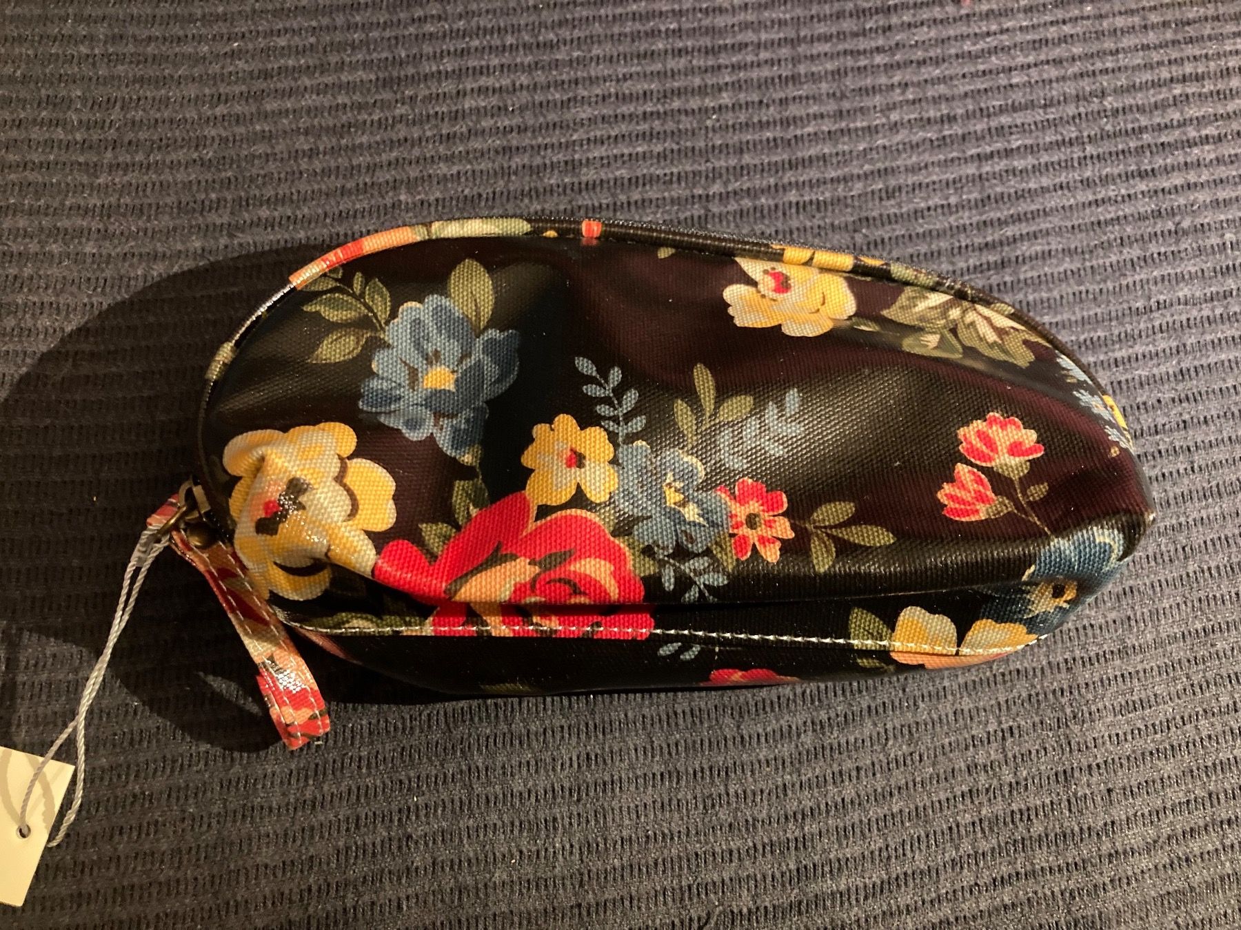 Custodie per cosmetici: Necessaire – Usato da Bern venduto da NAJAW85 3