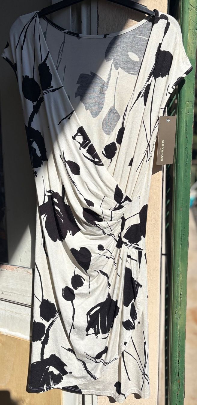 Vestiti: Mini abito in viscosa, M – Nuovo e nell'imballaggio originale da Locarno venduto da DBSiesta
