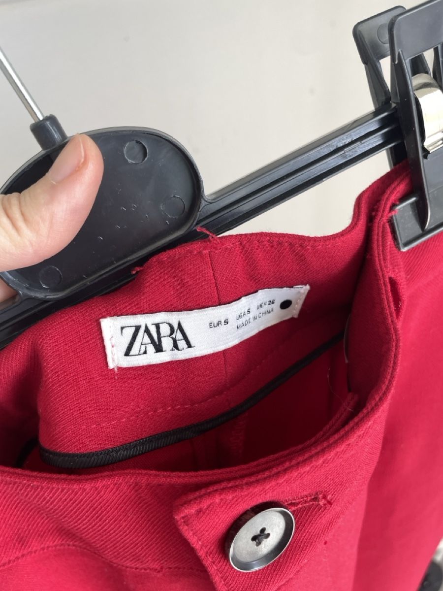 Hosen: Rote Stoffhose Gr. S 36 elegant Bürohose – Gebraucht aus Adliswil von sel_s6cw 2