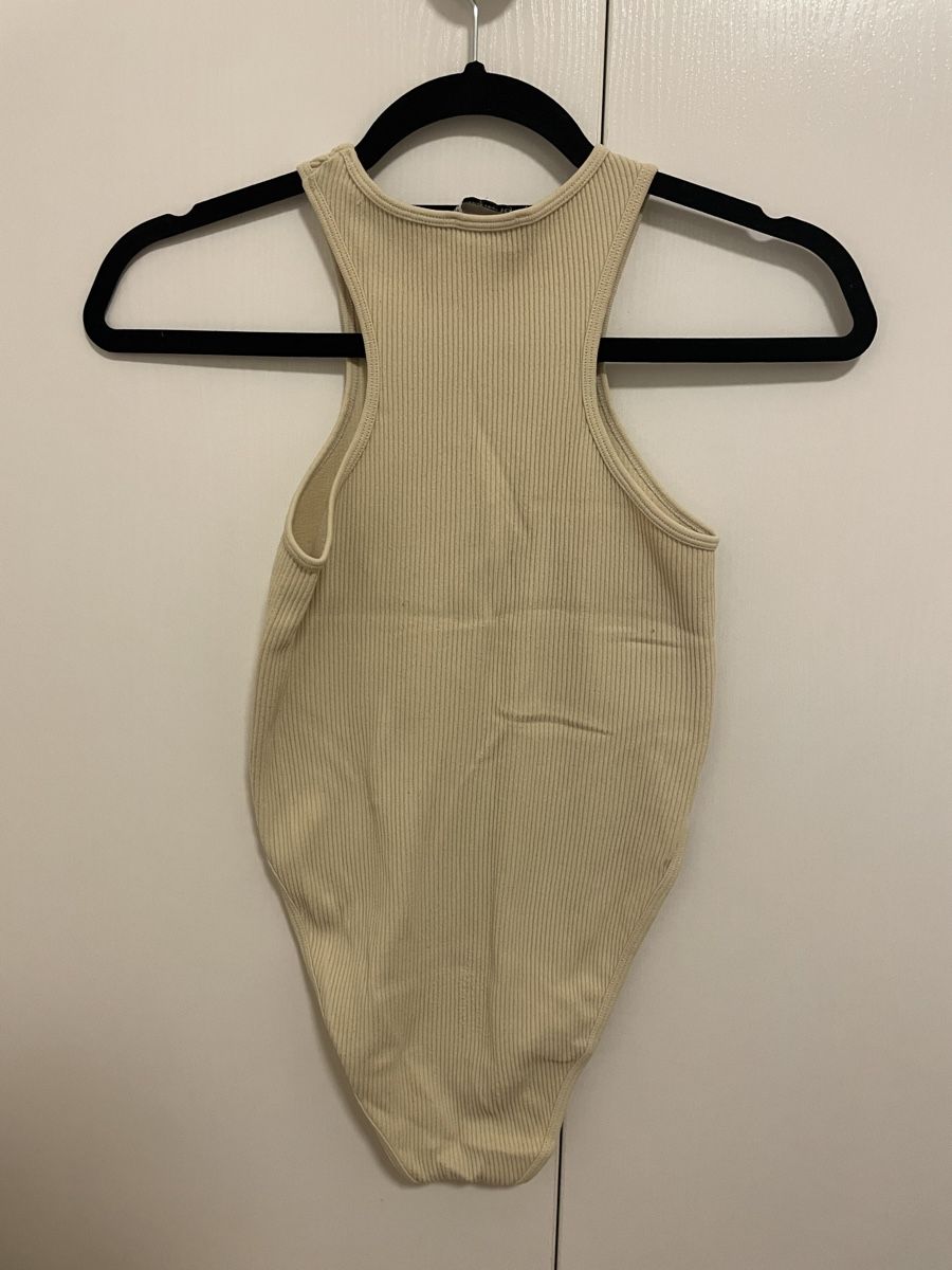 Zara Top: Body ZARA crème, taille S – Nuovo (secondo la descrizione) da Châtelaine venduto da nan_j75j 3