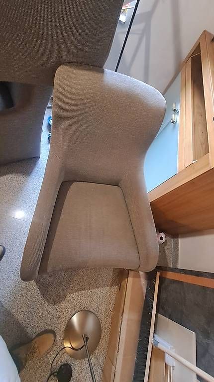 Poltrone: Fauteuil design élégant et confortable – Usato da Bernex venduto da Dariafr 3
