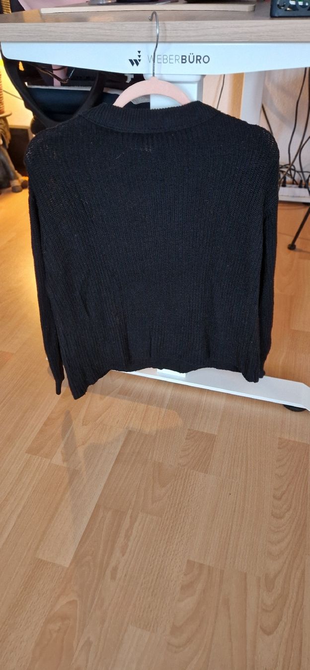 Pull&Bear Maglioni & Felpe: Pull&Bear Strickpullover, Schwarz, Gr. S – Usato da Rüfenacht BE venduto da Loeti1992 1
