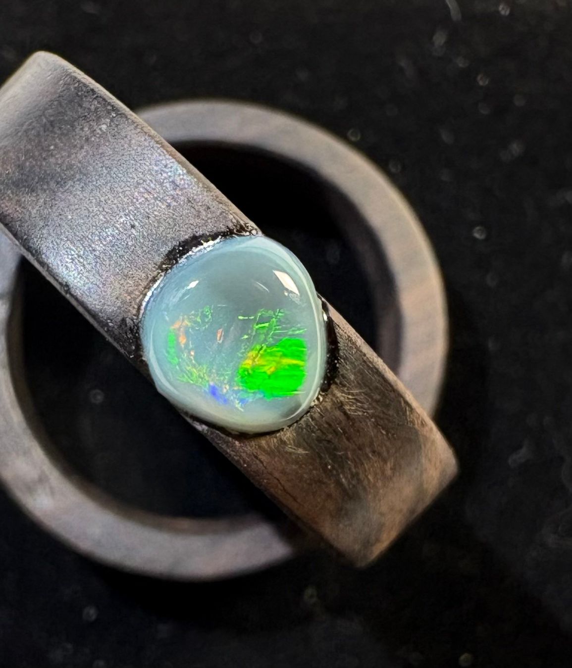 Anelli: Ring Australischer Crystal-Opal+Mooreiche, Grösse 54 – Nuovo (secondo la descrizione) da Wilen b. Wil venduto da Tschirio 3