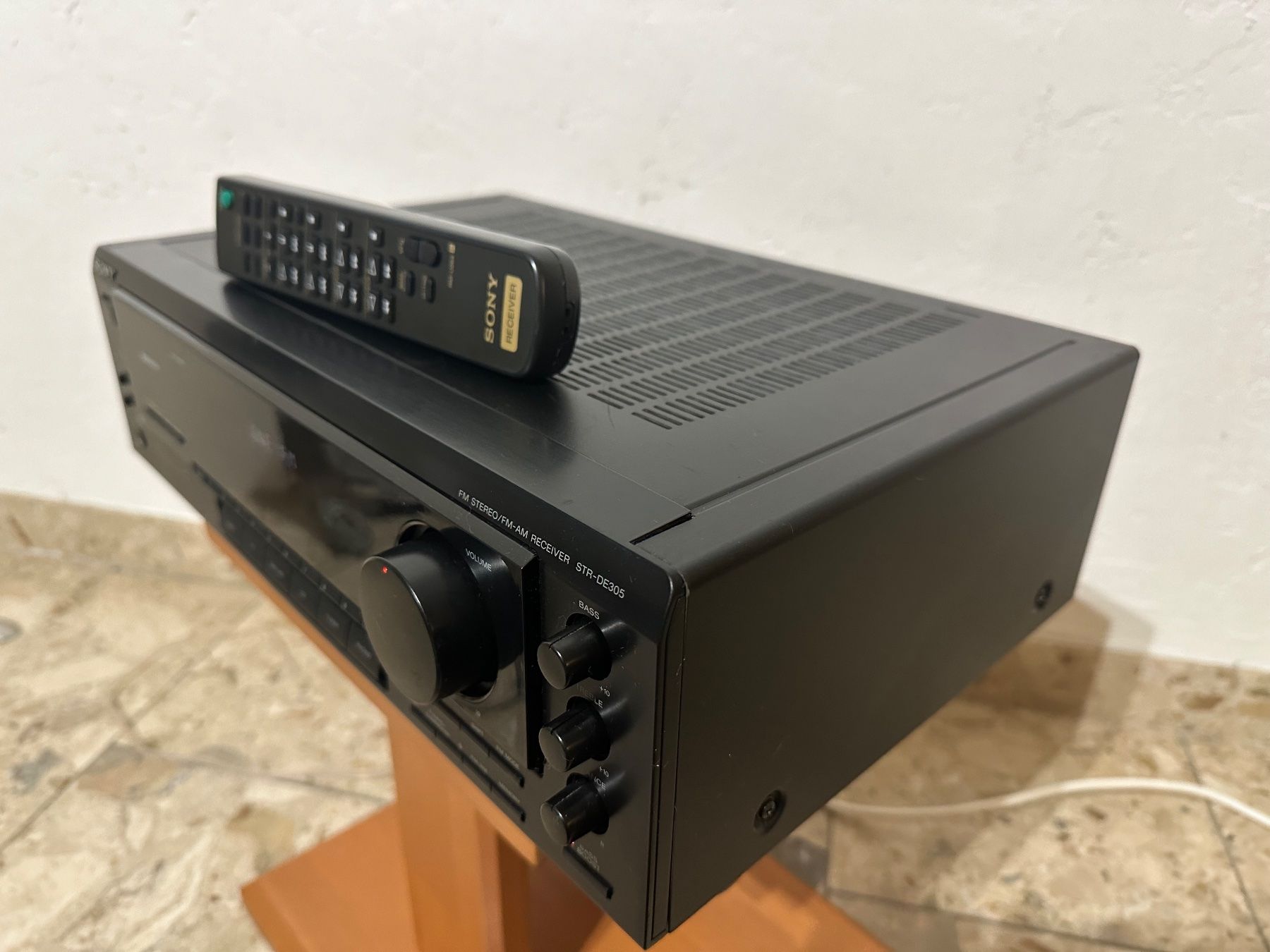 Sony Receiver: Sony STR-DE305 Stereo Receiver – Gebraucht aus Plan-Les-Ouates von  1