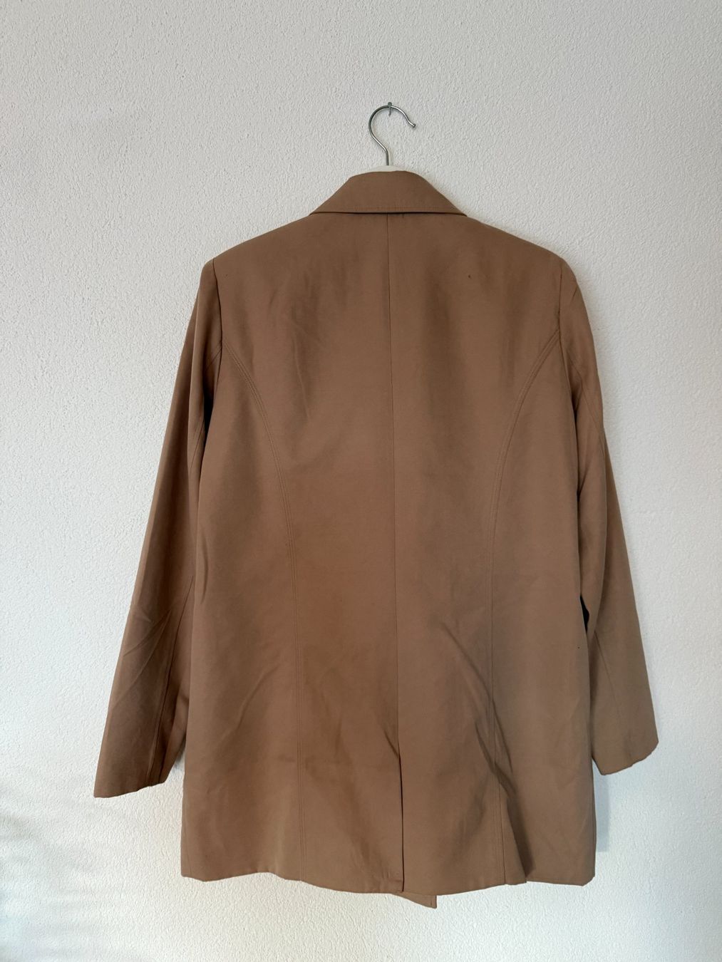 Only Cappotti: Only tan trench coat Size Small – Usato da Brunnen venduto da keusch19 2