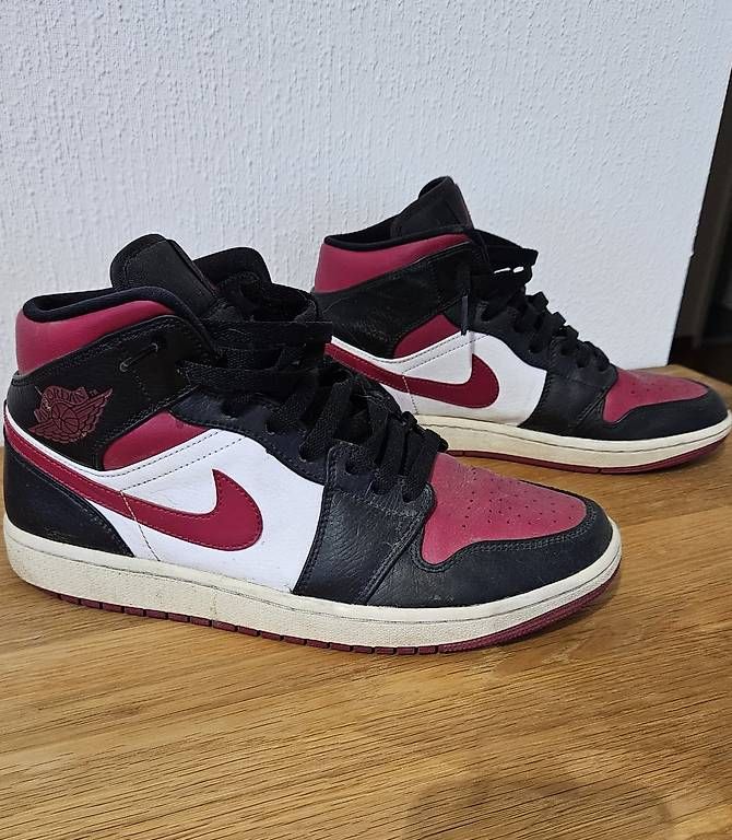 Jordan Herrenschuhe: Nike Air Jordan 1 - 42.5 – Gebraucht aus Morges von jcy_66hm