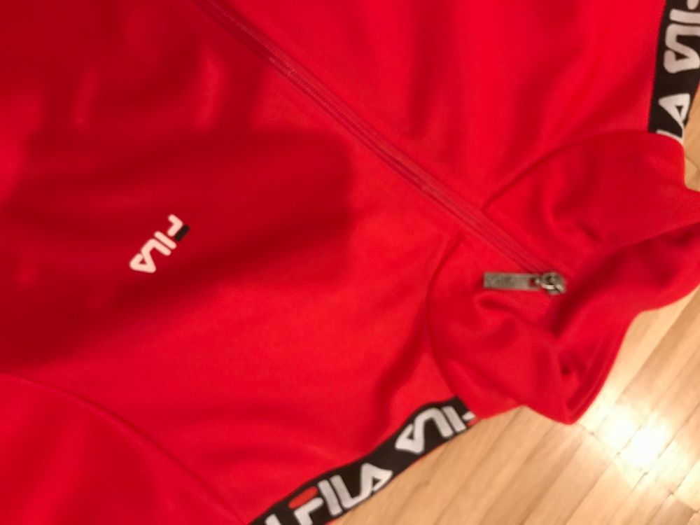 Fila Trainerjacke rot, Grösse S (Gebraucht) in Winterthur für CHF