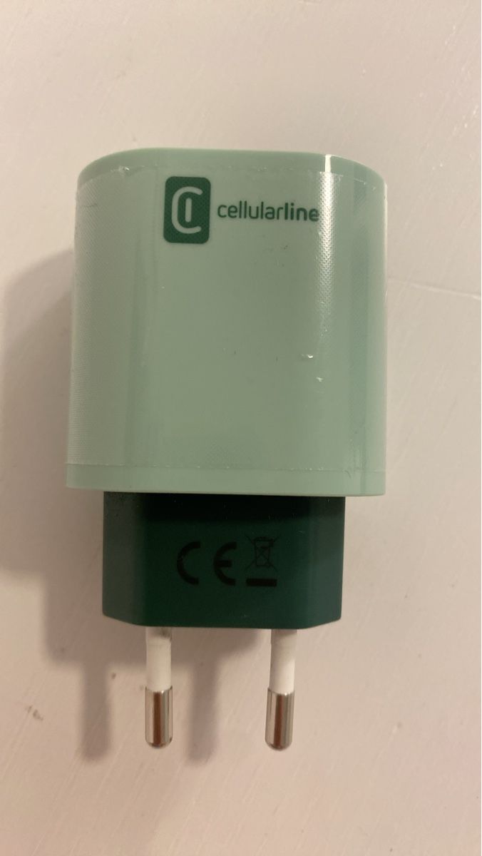 Caricabatterie: Cellularline Ladegerät mit USB-C – Usato da Winterthur venduto da Niggita