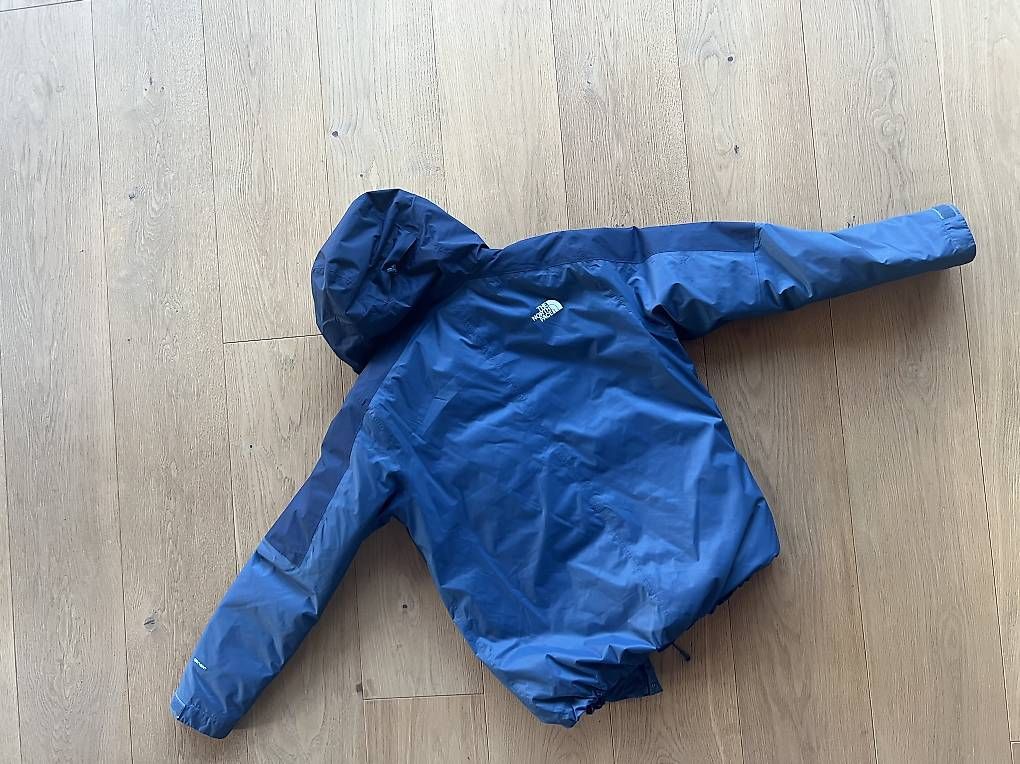 North Face Giacche: The North Face Jacke inkl. Softshell Daunen – Usato da Maienfeld venduto da Sepurlipan 3