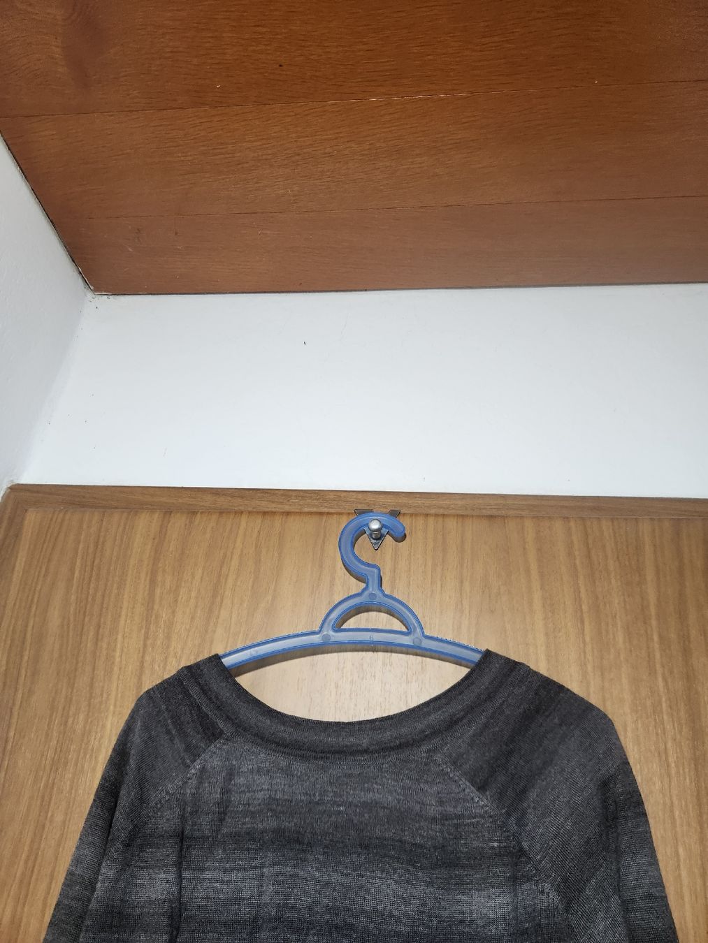 Comptoir des Cotonniers Maglioni & Felpe: Pull Comptoir des Cotonniers gris rayé taille M – Usato da Niedergösgen venduto da Eva2410 2
