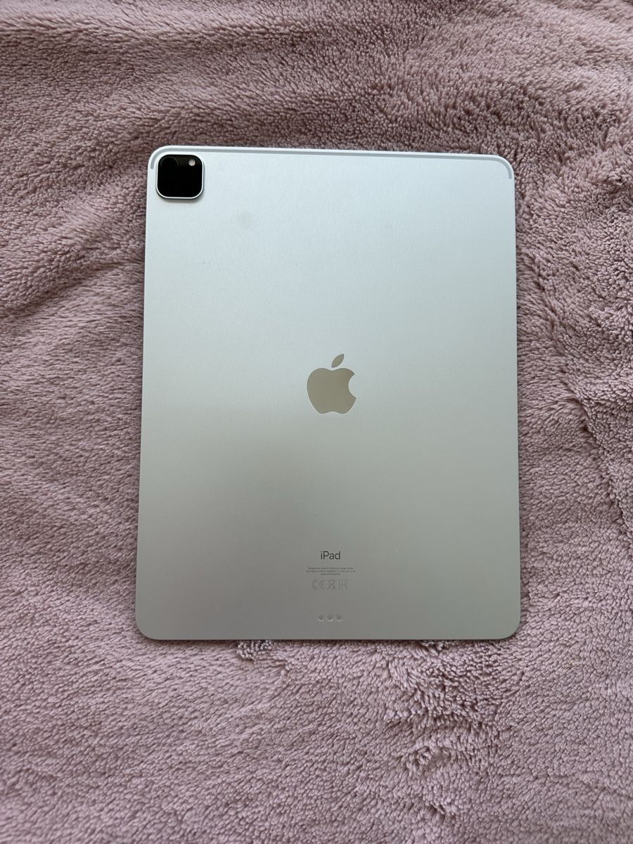 Apple Tablet PC: Apple iPad Pro 12.9 M1 256GB + Magic Keyboard + Pencil – Usato da Zürich venduto da SabethMarini 3