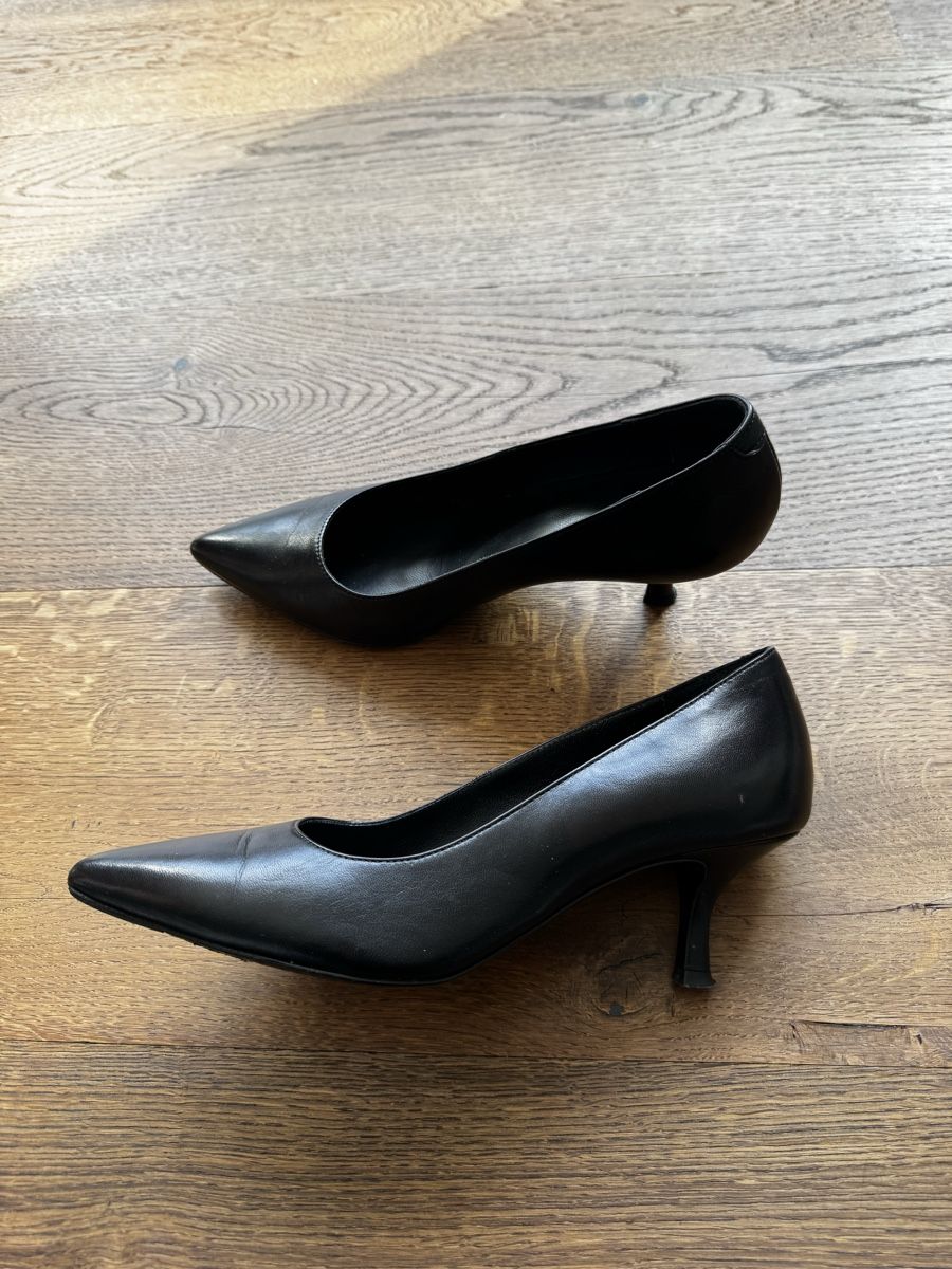 Scarpe da donna: Navyboot Black Leather Heels, Kittenheels – Usato da Zürich venduto da forestF4iry