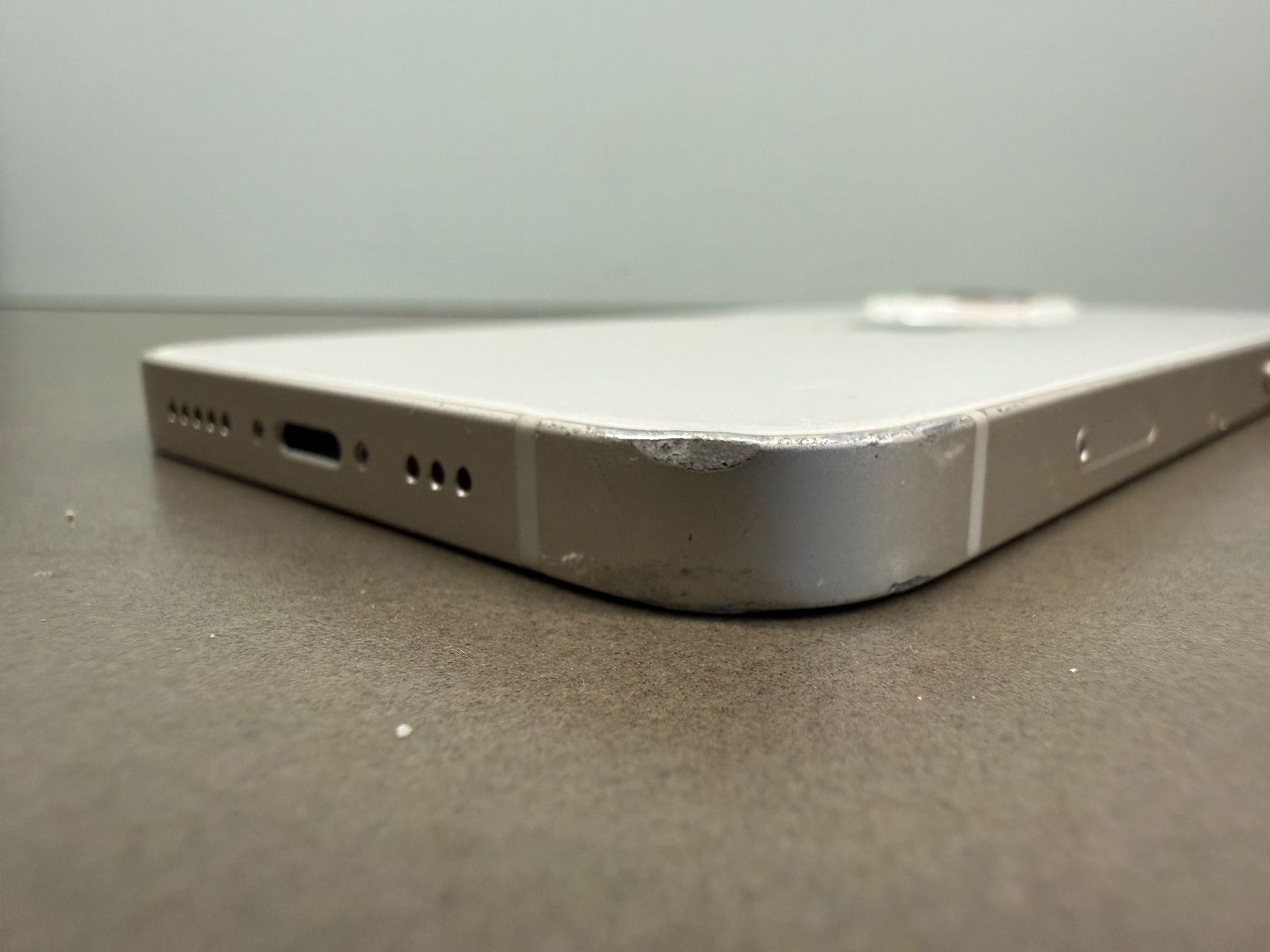 Apple Handys / Smartphones: iPhone 13 – Gebraucht aus Geroldswil von beni.esposito 4