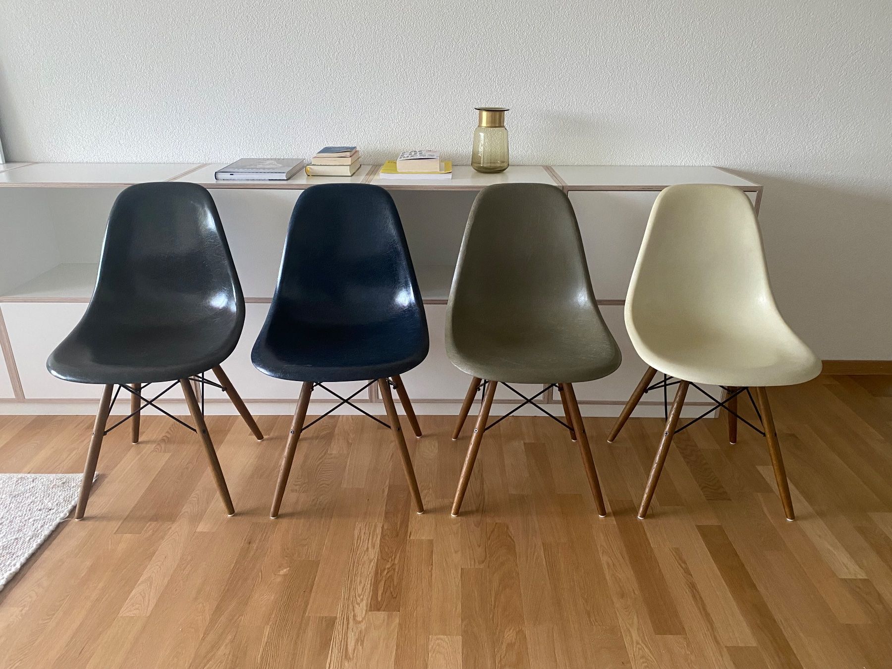 Eames Sedie: Eames Herman Miller Vitra Parchment – Usato da Thalwil venduto da Catha10 4
