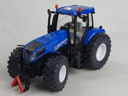 Siku New Holland T8.390 , 1:32 , neuwertig