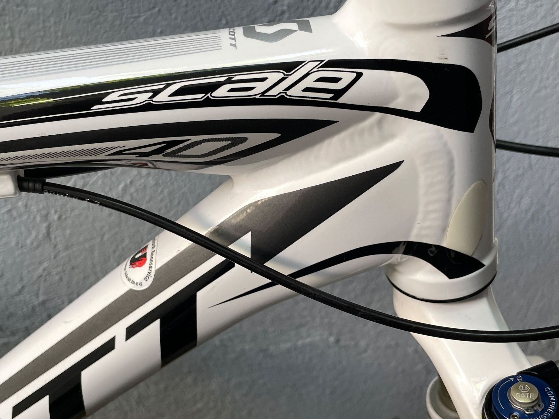 Scott Biciclette: Scott scale 40, Mountainbike,  weiss – Usato da Basel venduto da 3medusa0 8