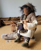 Schwarzenberger Krippenfiguren Hirt 24cm mit Laterne N10