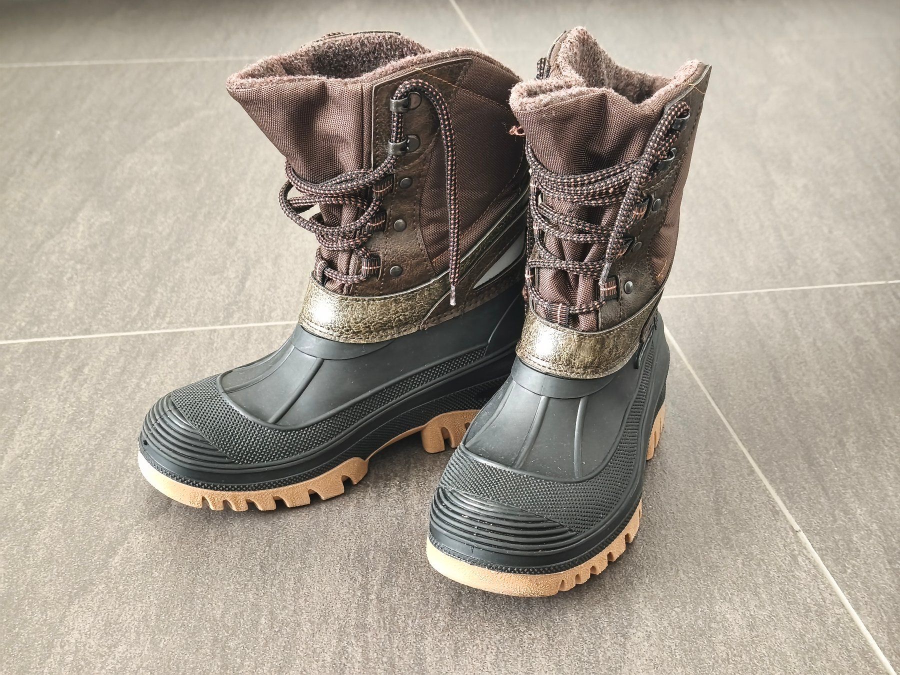 Spirale Scarpe per ragazzi: Winterschuhe Spirale - Grösse 37 – Usato da Jegenstorf venduto da Juchlistock 2