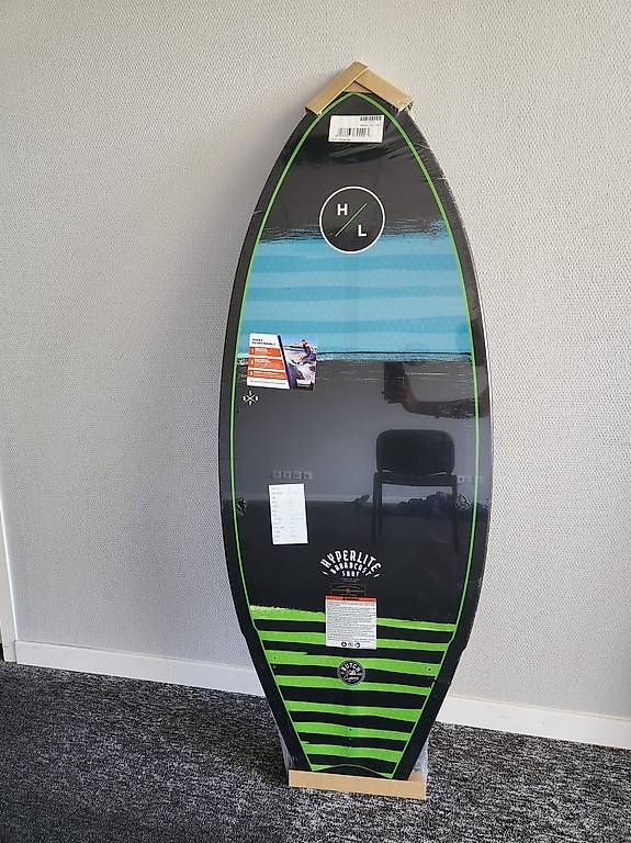 Tavole da surf e di nuoto: NEUF - Hyperlite Broadcast Surfer – Usato da Genève venduto da Fleur-Xuan 4