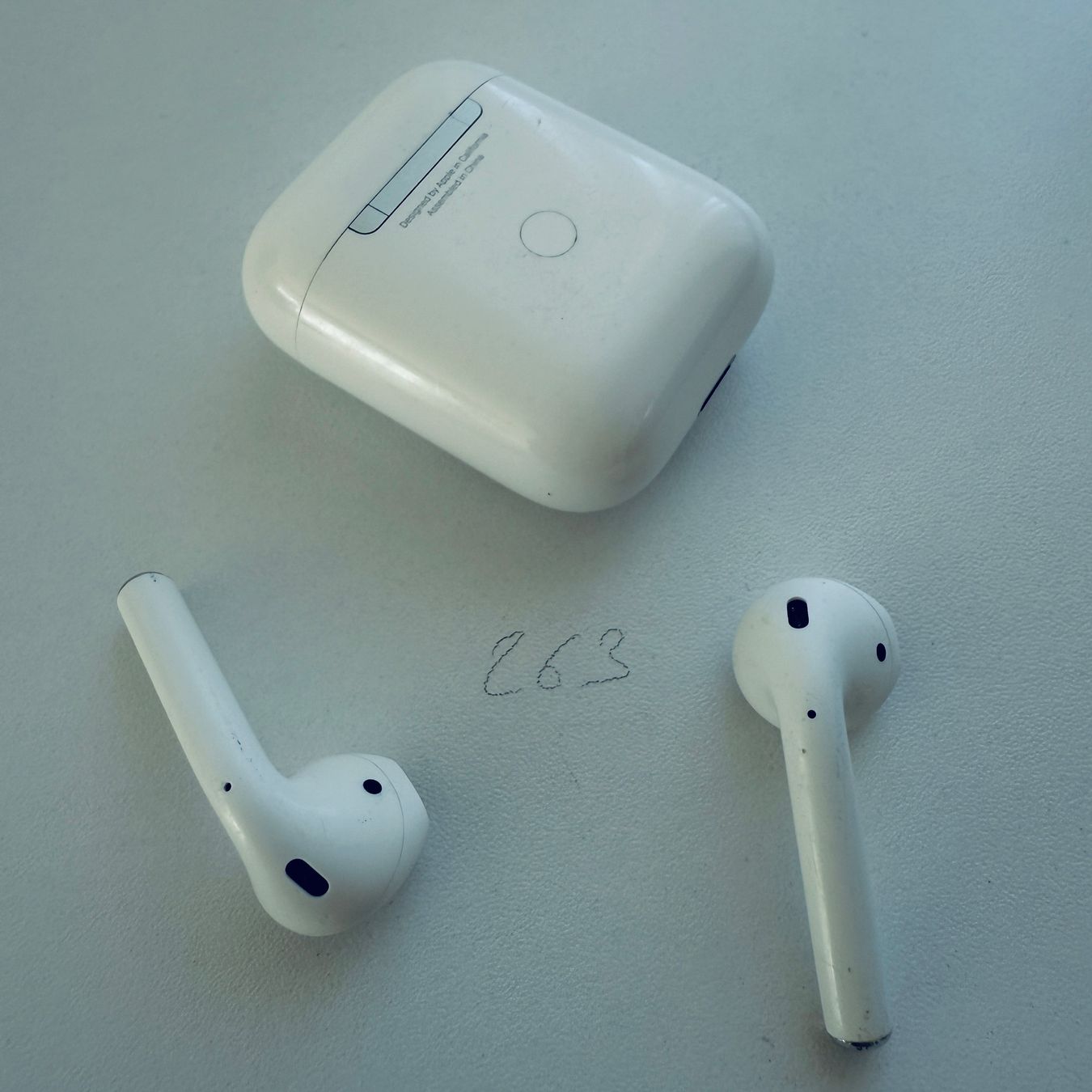 Apple Cuffie: Original Apple AirPods 2 Gen. Kopfhörer mit QI Wireless Case – Usato da Basel venduto da MY.AIRPODS.SHOP 5