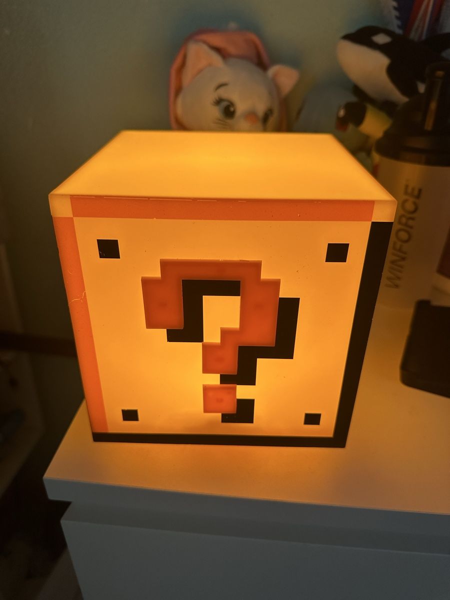 Lampen: Super Mario Bros Question Block Light Collectors Edition – Gebraucht aus Neuenkirch von ali_5pxg 1