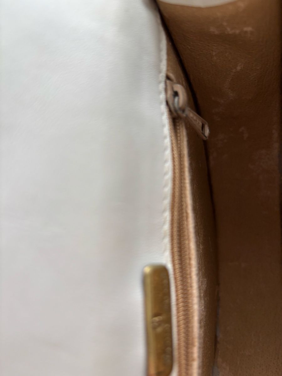 Aigner Borse da donna: AIGNER  weisse Leder Tasche – Usato da Buonas venduto da eluthi48 7