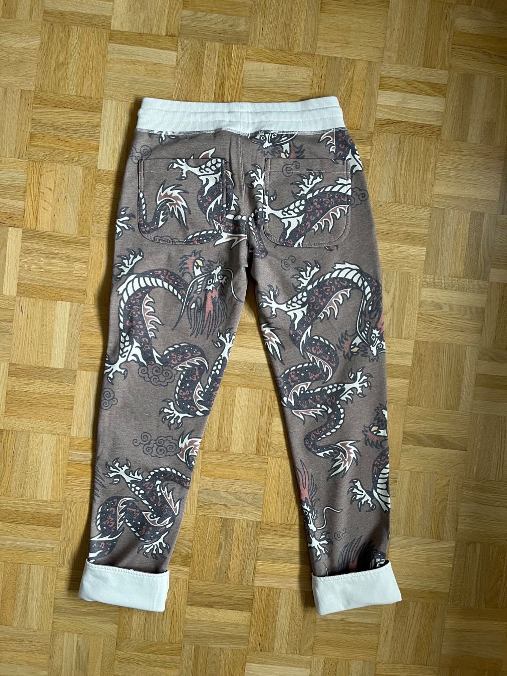 Pantaloni: JUVIA Sweatpants XS – Nuovo (secondo la descrizione) da Zürich venduto da Kleanthy 2