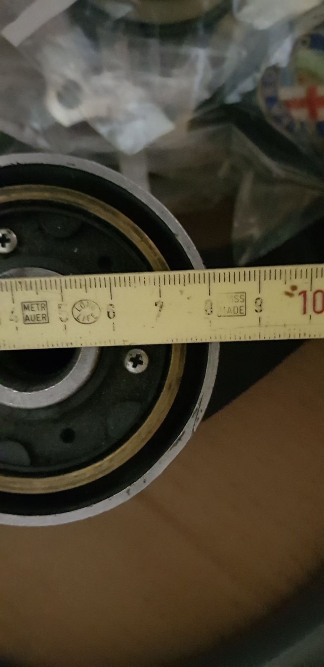 Tutti pezzi di ricambio auto: Vintage Auto Lenkrad Leder – Usato da Ittigen venduto da Ziok187 2