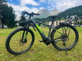 Cube Reaction Hybrid - Bosch CX - 2 batterie - top zustand