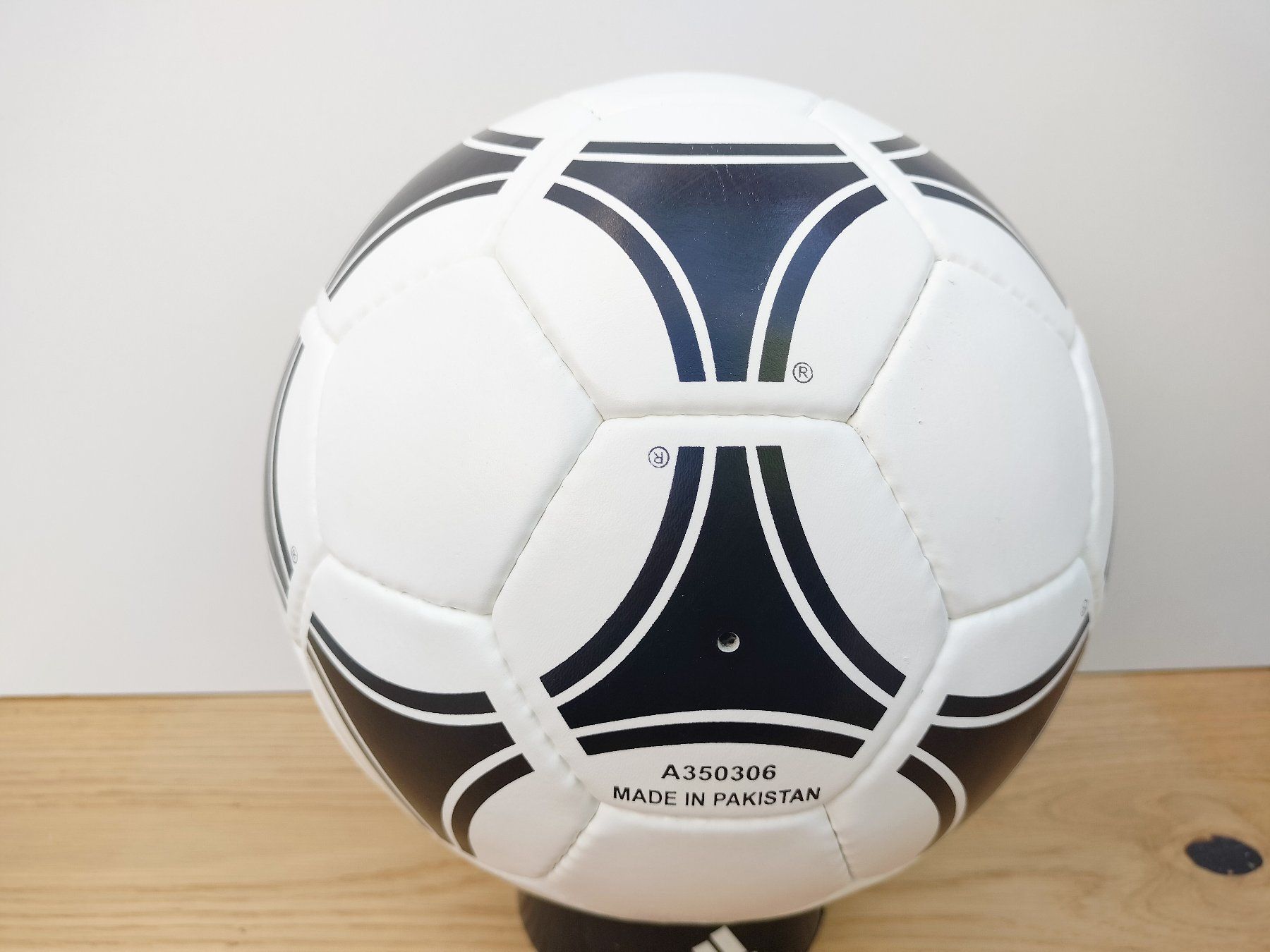 Adidas Palloni: Original Adidas Matchball WM 1978 – Usato da Wil SG venduto da kaizzen 4