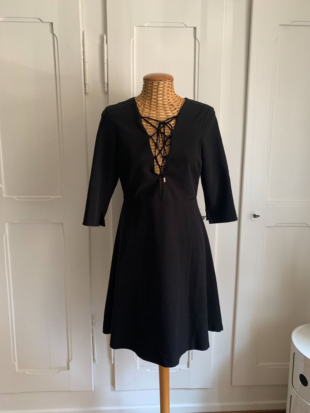 Zara Vestiti: ZARA - Kleid schwarz S – Usato da Zürich venduto da Diazaio