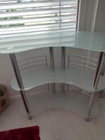 Schöne Glasbar / Glasregal