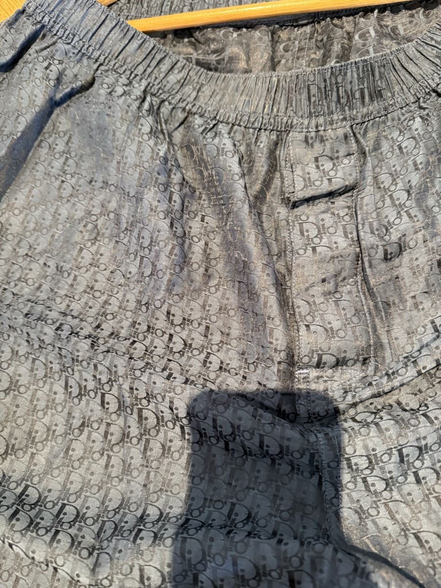 Dior Pantalons: Dior Silk Shorts Monogram – D'occasion à Genève par SG_73 3