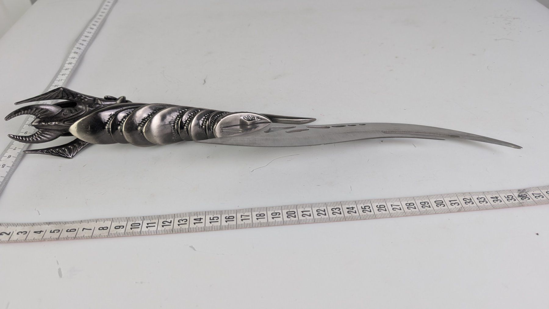Tutte le decorazioni: Alien Messer mit Ständer, Deko Messer, scharf – Usato da Zürich venduto da axolottchen 3