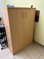 Schrank Bucheoptik 2 Tueren guter Zustand