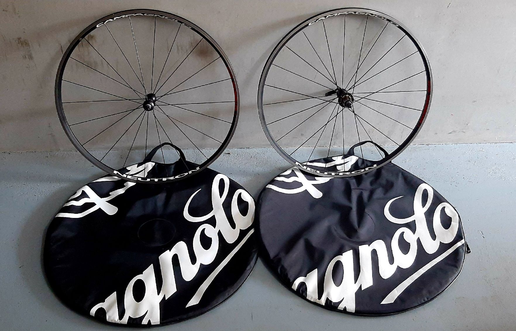 Campagnolo Pezzi di ricambio: roues Campagnolo Neutron – Usato da Gampelen venduto da Numaguy