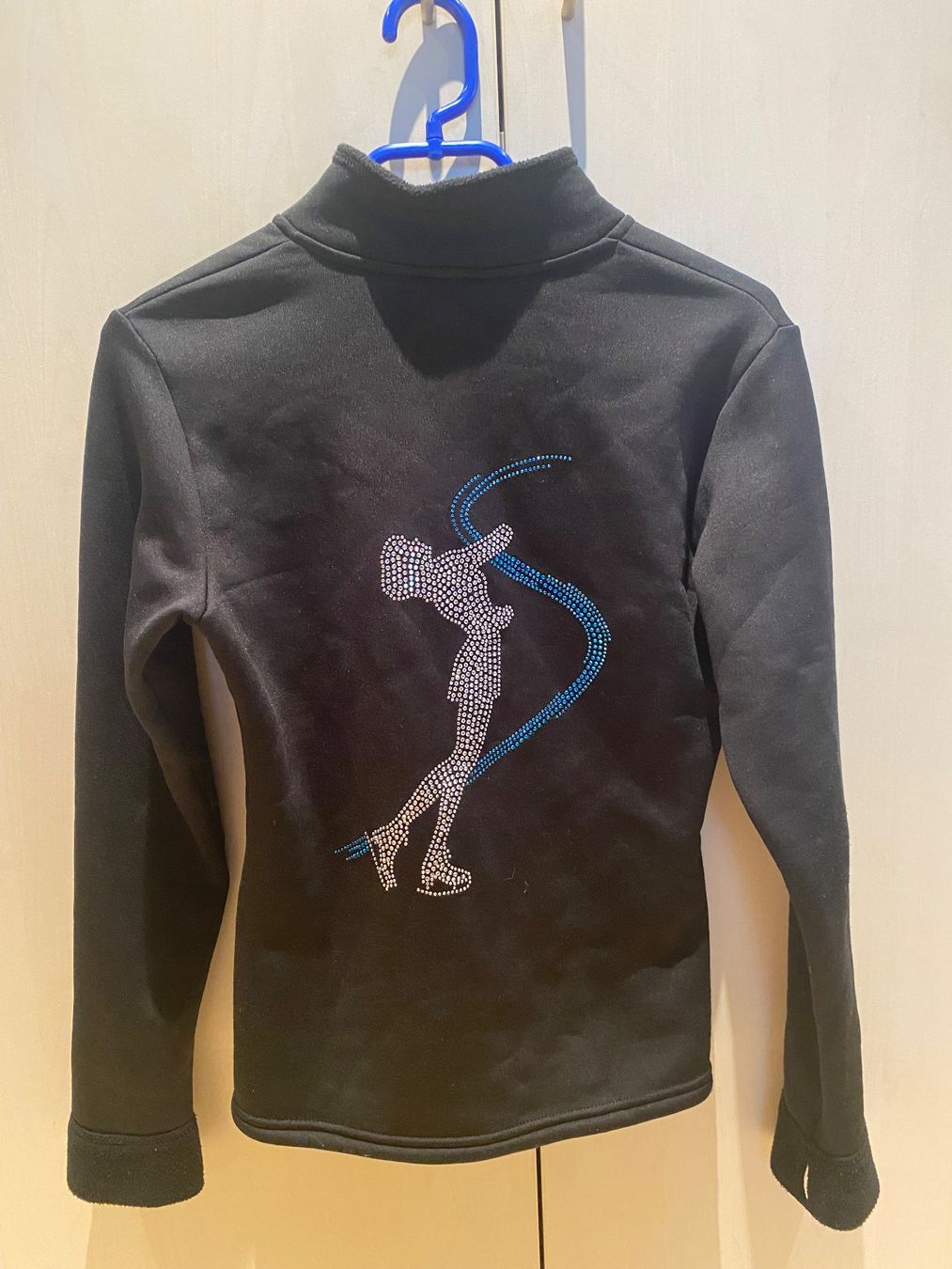 Giacche & Cappotti: Eiskunstlaufjacke – Usato da Waltenschwil venduto da Tracy68 1