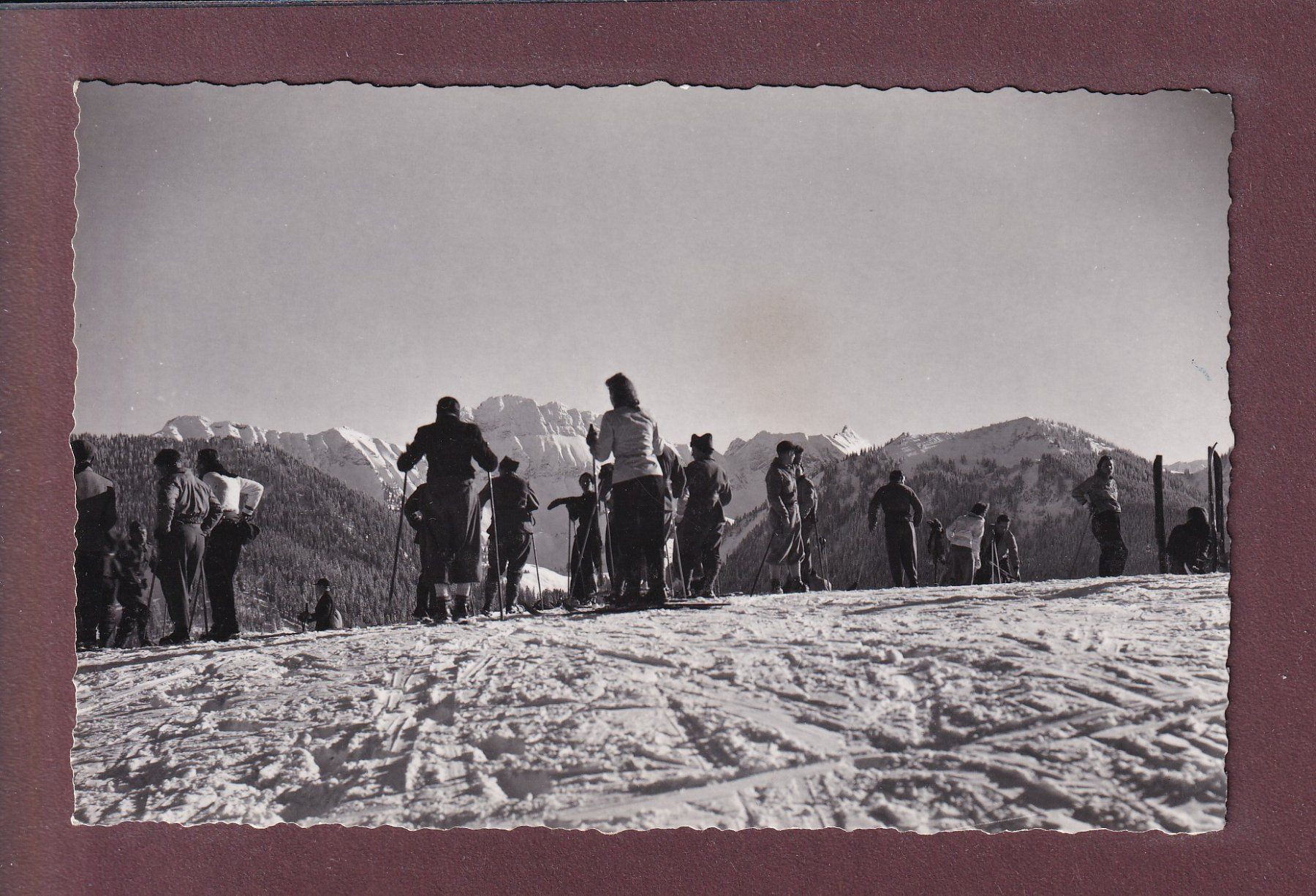 Cartes postales: LES PACCOTS - Sommet de Corbettes - 1953 – D'occasion à Pully par nicecards